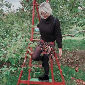 Meet your Posher, Sara-jane